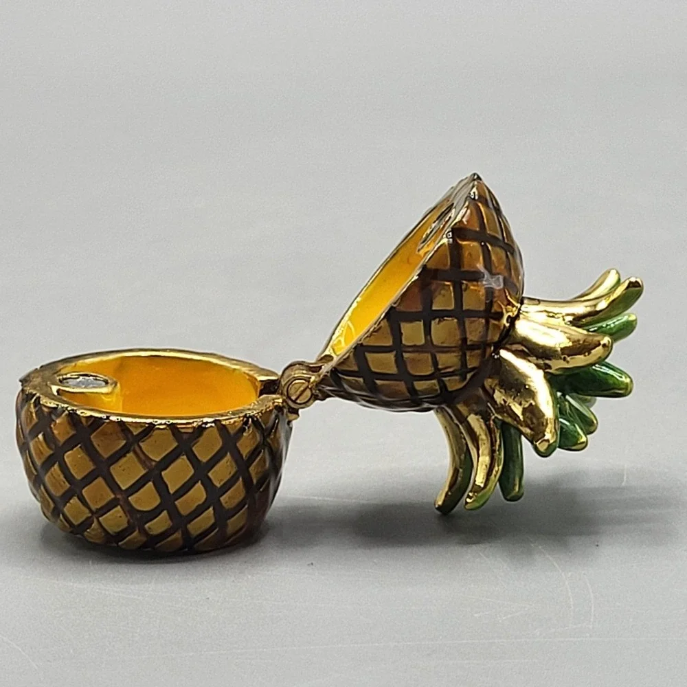 Work of Art Pineapple Trinket Pill Box Small Hinged Enameled Shelf Decor